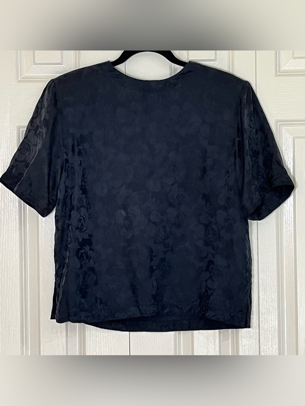 Vintage Peaches & Smith 100% Silk Short Sleeve Black Floral Blouse Size Medium